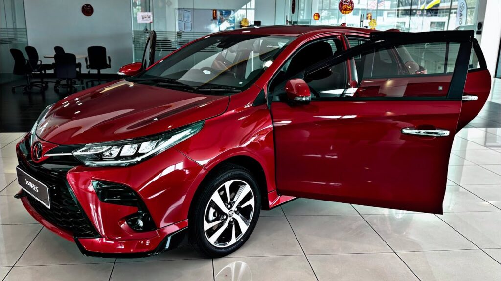 Toyota-Yaris-b